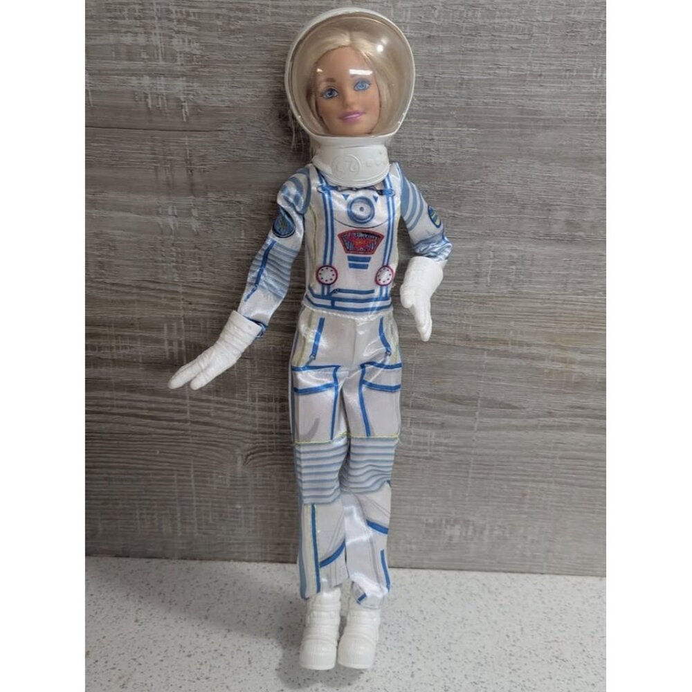 ASTRONAUT BARBIE Doll - Special Edition 60th Anniversary Careers 2018